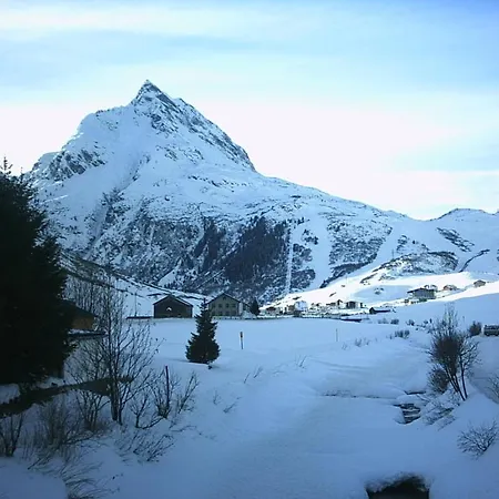 Vendégház Apart Garni Arosa 3*