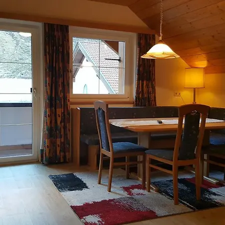 Vendégház Apart Garni Arosa Galtür