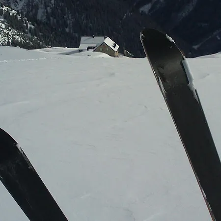 Apart Garni Arosa Pensión Galtür