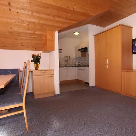 Apart Garni Arosa 3*